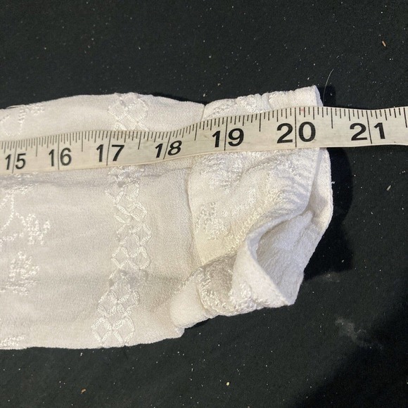 Vintage Chicos Button Up Shirt Long Sleeve Sz 1 Medium Embroidery Sheer Rayon - Picture 10 of 10